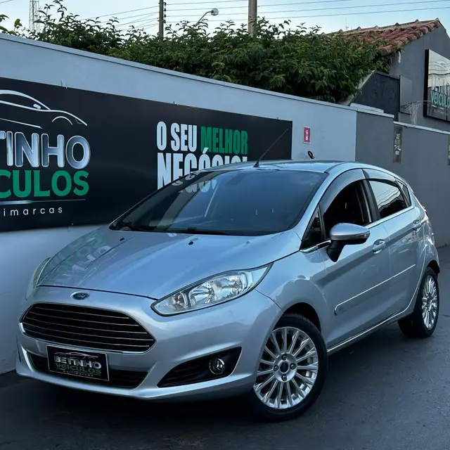 Carro Ford New Fiesta Hatch 2015 New Fiesta Titanium 1.6 16V PowerShift