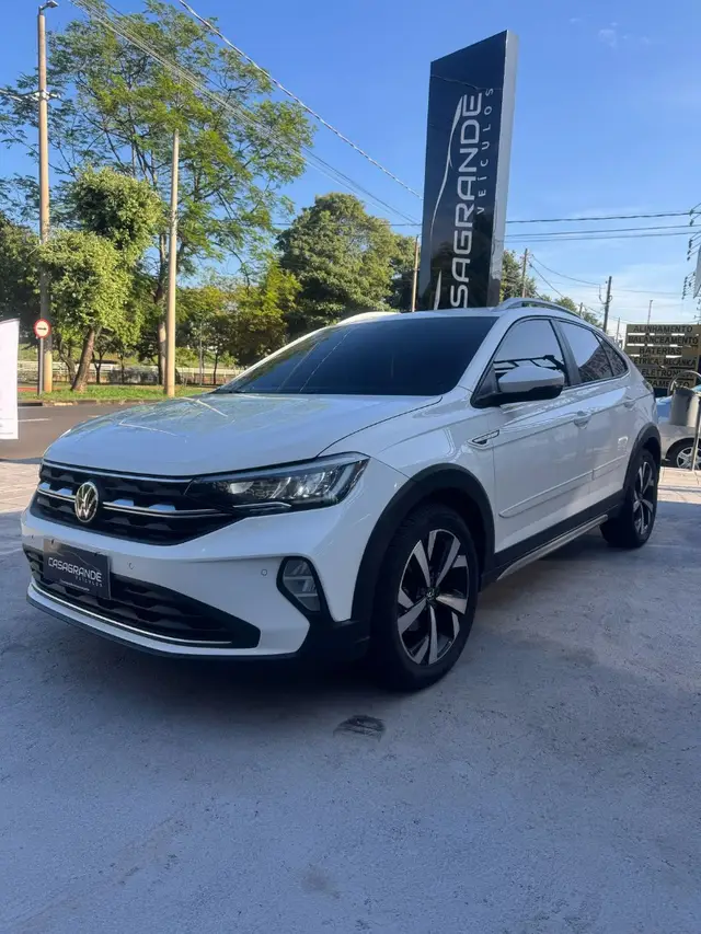 Carro Volkswagen Nivus 2021 Highline 1.0 Turbo (Aut.)