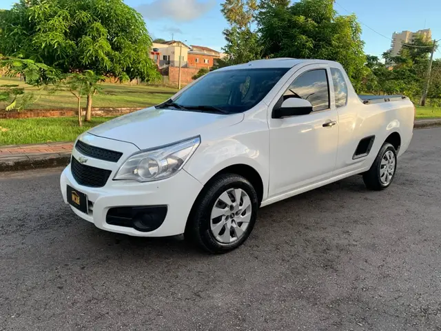Carro Chevrolet Montana 2017 LS 1.4 (Flex)