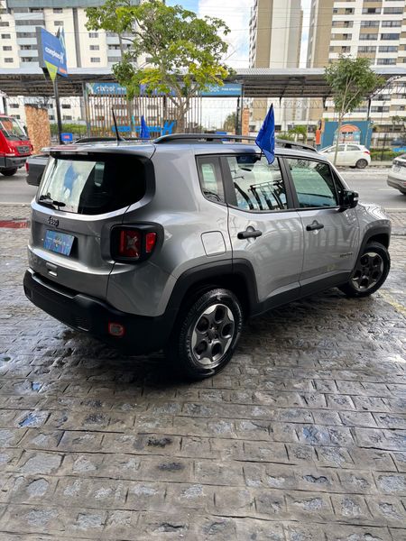 Renegade 1.8 4x2 (Aut) (Flex)