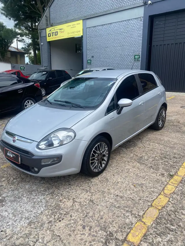 Carro Fiat Punto 2013 Essence 1.6 16V Dualogic (Flex)