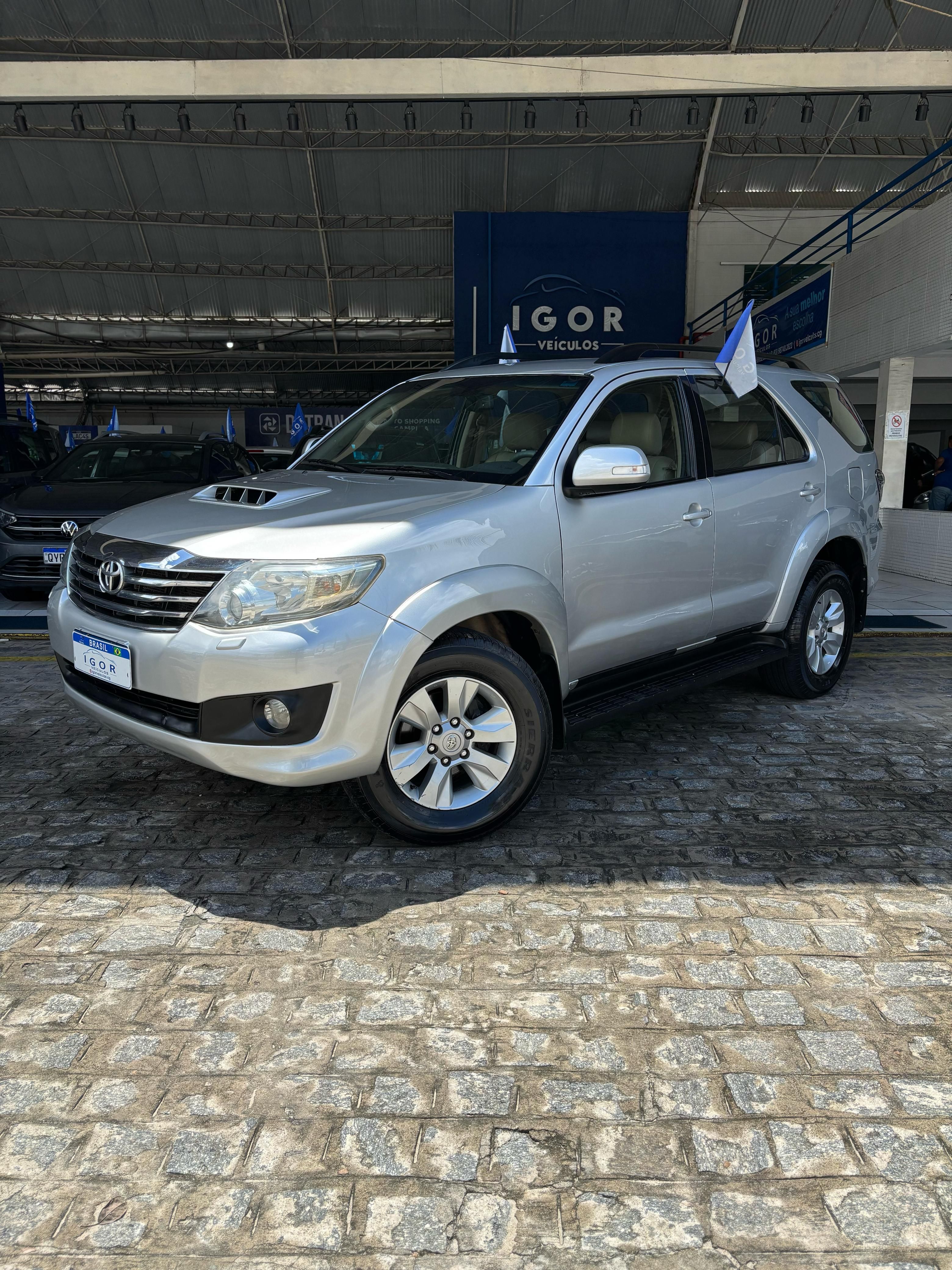 Toyota Hilux SW4