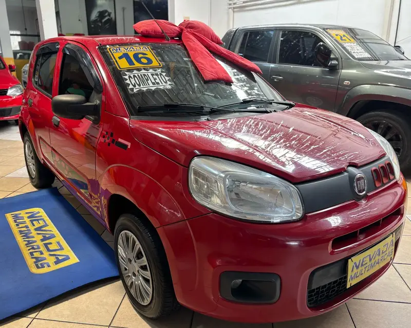 Fiat Uno Attractive 1.0 (Flex) 4p