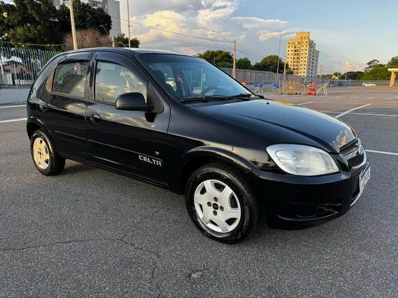 Chevrolet Celta LT 1.0 (Flex)