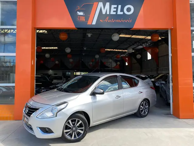 Carro Nissan Versa 2018 1.6 16V SL FlexStart CVT (Flex)