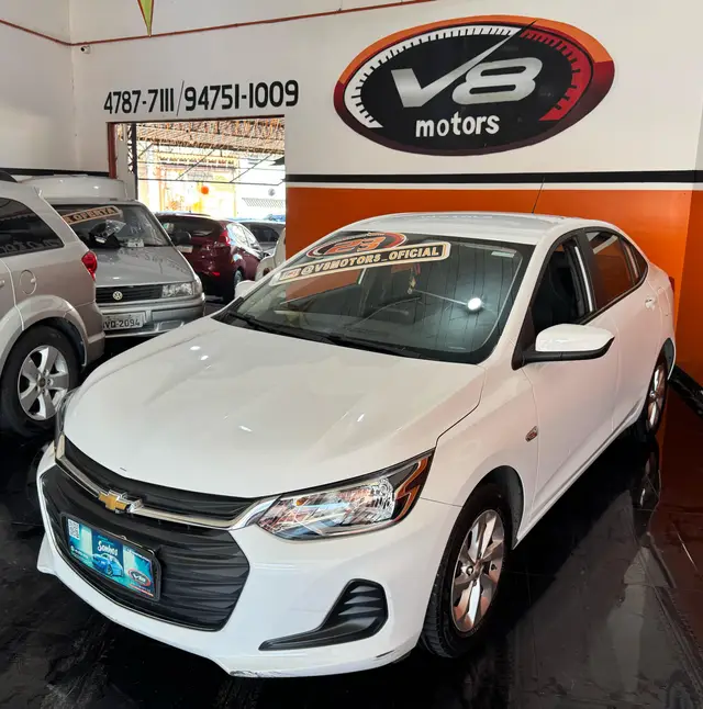 Carro Chevrolet Onix Plus 2023 LT 1.0