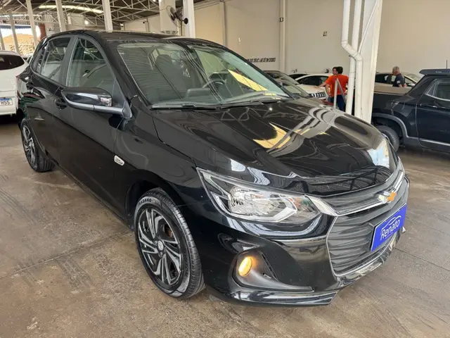 Carro Chevrolet Onix 2024 LT 1.0