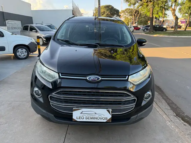 Carro Ford EcoSport 2014 Ecosport Titanium 2.0 16V Powershift (Flex)