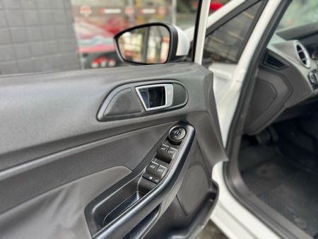 New Fiesta Sedan 1.6 SE PowerShift (Flex)