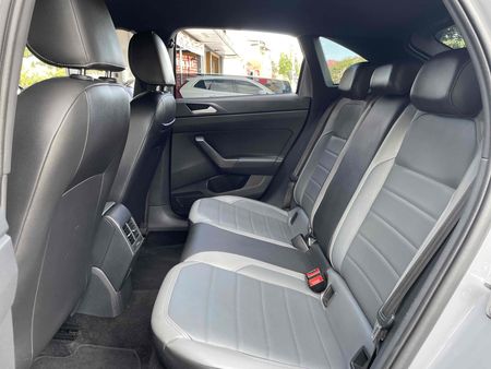 Nivus Highline 1.0 Turbo (Flex) (Aut)