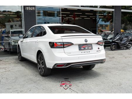 Virtus Exclusive 250 TSI 1.4