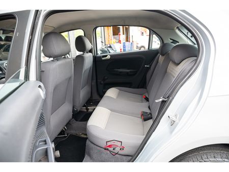 Gol 1.6 VHT Trendline (Flex) 4p