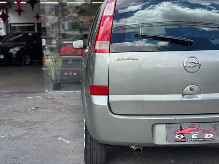 Meriva Joy 1.8 (Flex)