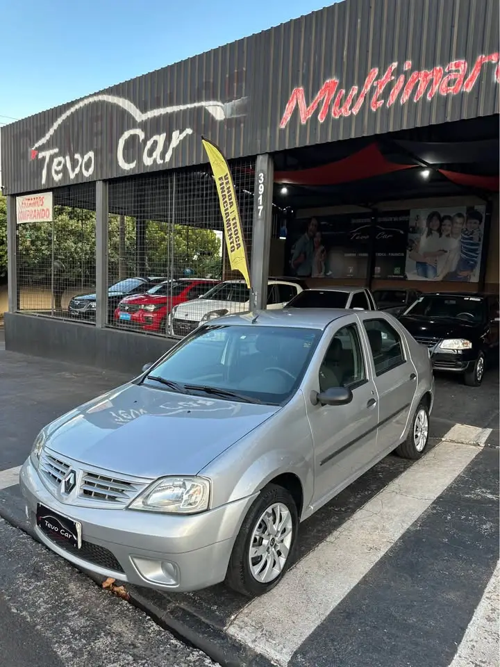 Renault Logan Expression 1.6 8V Hi-Torque (flex)
