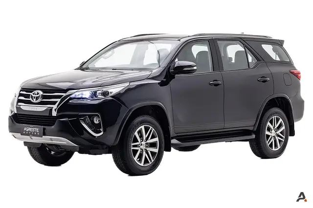 Carro Toyota Hilux Cabine Dupla 2017 Hilux 2.7 SR CD 4x2 (Flex) (Aut)