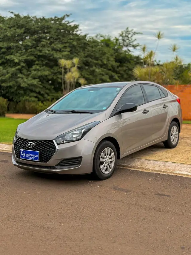 Carro Hyundai HB20S 2019 1.0 Unique (Flex)