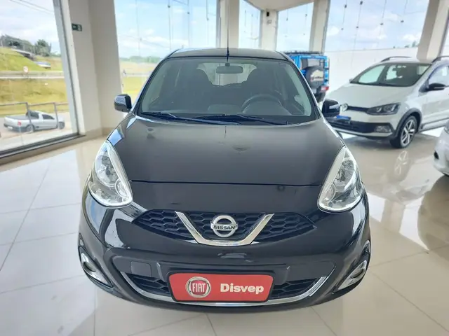 Carro Nissan March 2015 1.6 16V SV (Flex)