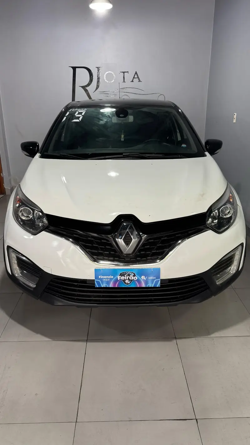 Renault Captur Intense 1.6 16v SCe CVT (Flex)