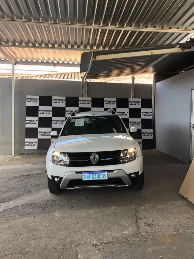 Carro Renault Duster 2020 2.0 16V Dynamique 4x4 (Flex)