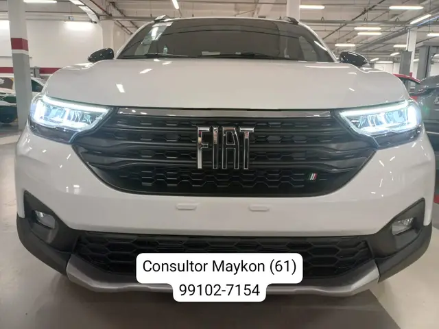 Carro Fiat Strada 2025 Volcano 1.3