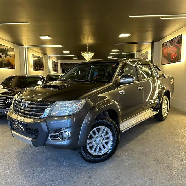 Carro Toyota Hilux Cabine Dupla 2015 Hilux 3.0 TDI 4x4 CD SRV Top (Aut)