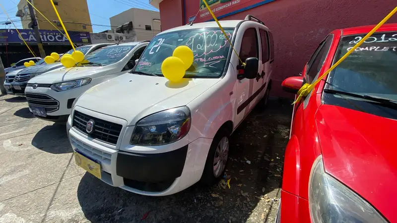Fiat Doblò Essence 1.8 16V (Flex)