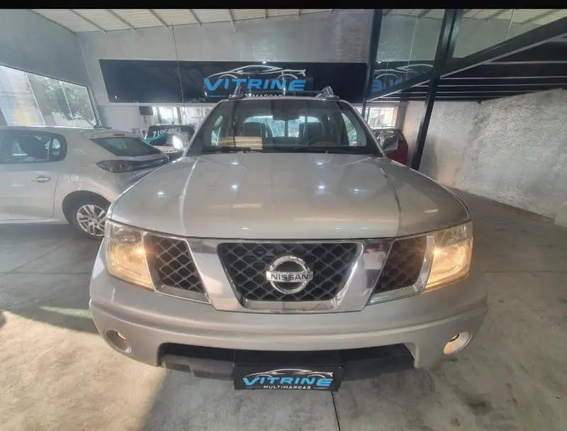 Nissan Frontier LE 4x4 2.5 16V (cab. dupla) (aut)