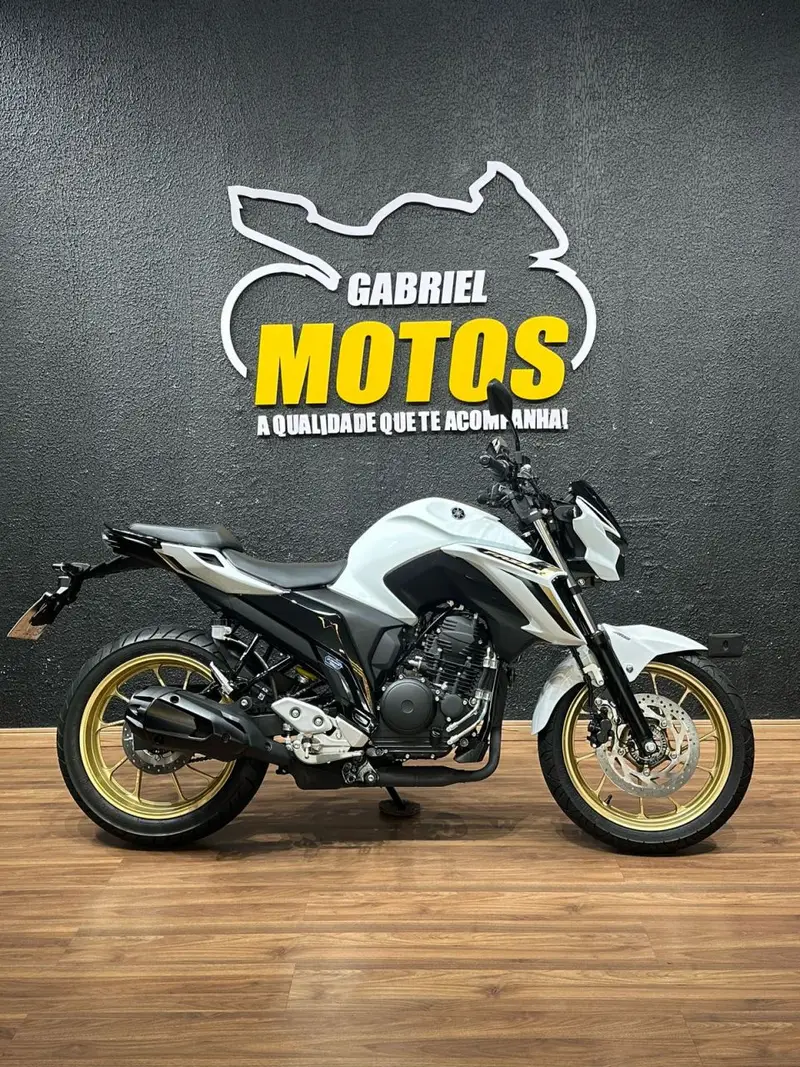 Yamaha Fazer FZ25 Flex