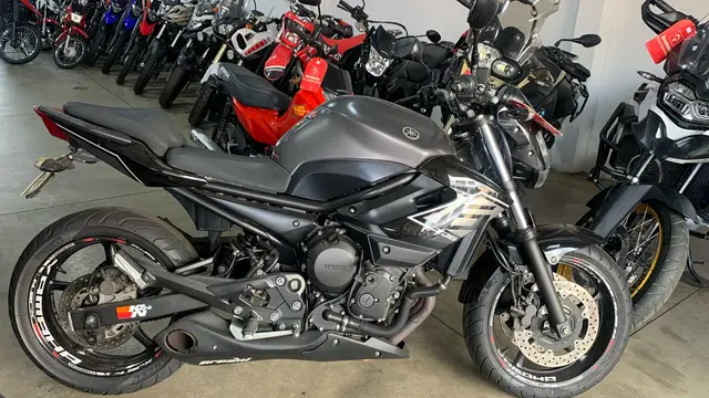 Carro Yamaha XJ6 N 2017 XJ6 N 600 (ABS)