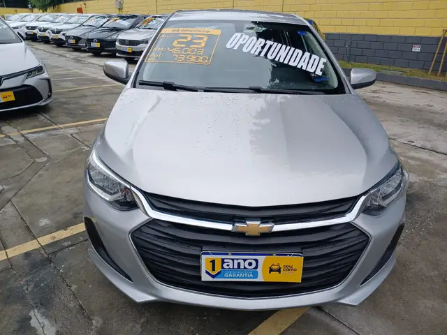 Carro Chevrolet Onix 2023 LT 1.0