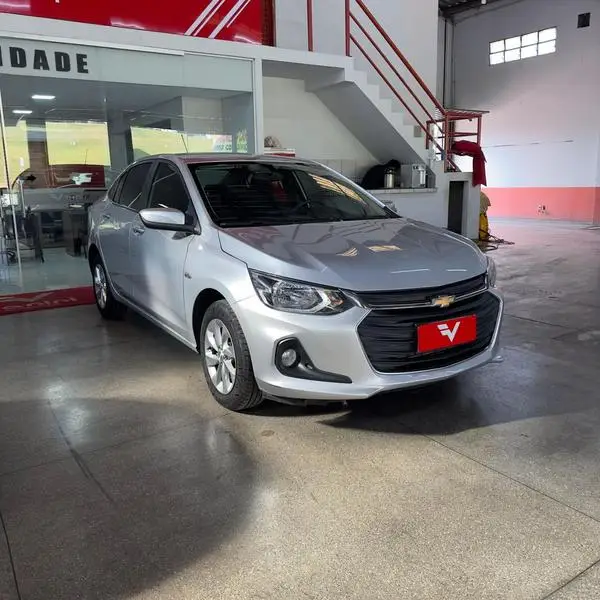 Carro Chevrolet Onix Plus 2022 1.0 LT (Flex)