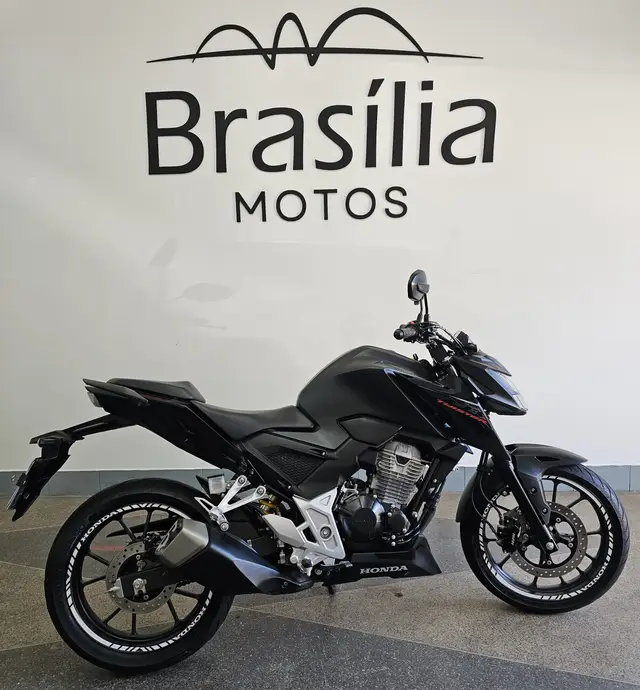 Carro Honda CB 300F Twister 2023 (CBS)