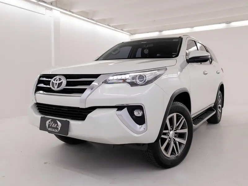 Toyota SW4 2.8 TDI SRX 5L 4x4 (Aut)