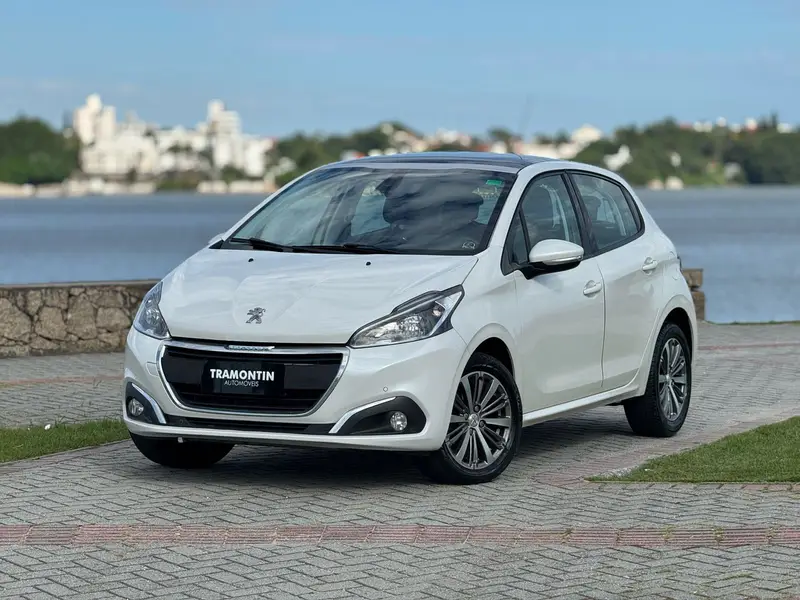 Peugeot 208 Griffe 1.6 16V (Flex) (Aut)