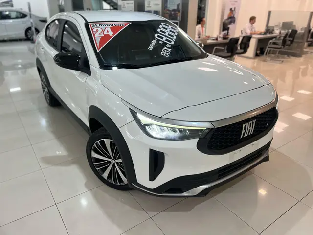 Carro Fiat Fastback 2024 Audace