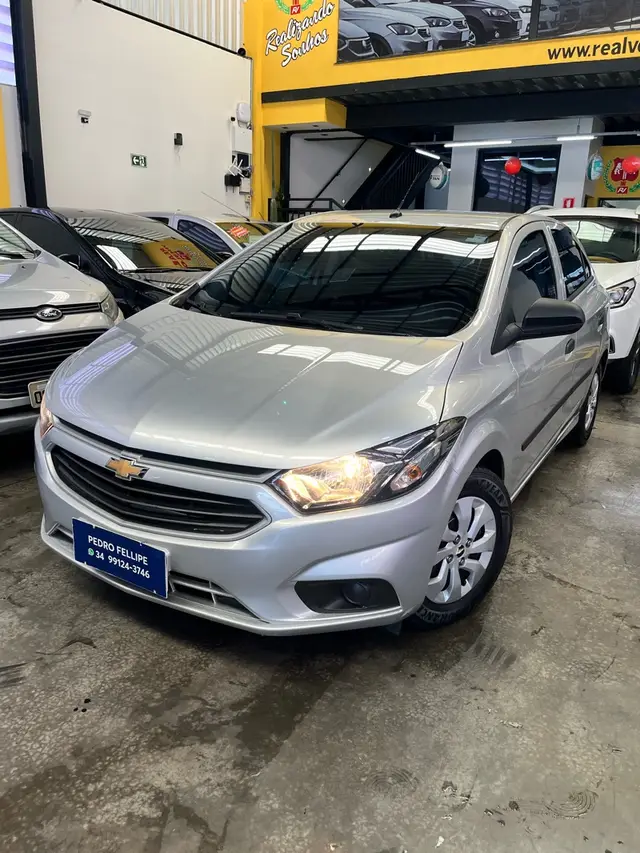 Carro Chevrolet Joy 2020 Hatch 1.0 8V (Flex)