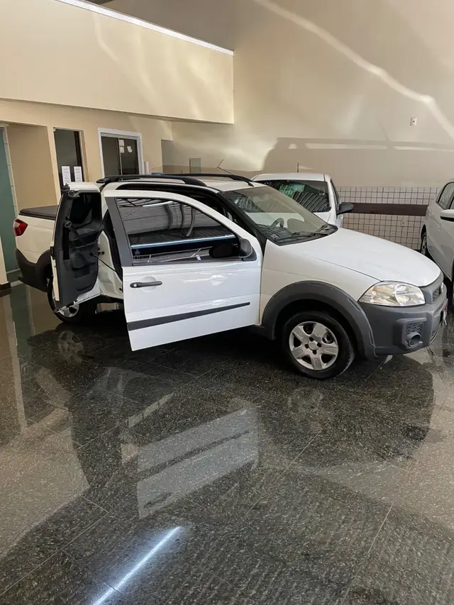 Carro Fiat Strada 2019 Hard Working 1.4 (Flex) (Cabine Dupla)