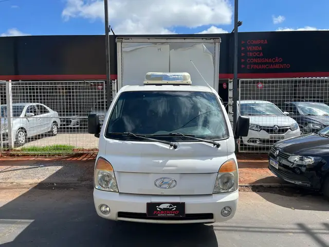 Carro Hyundai HR 2009 HD Longo com Caçamba TURBO