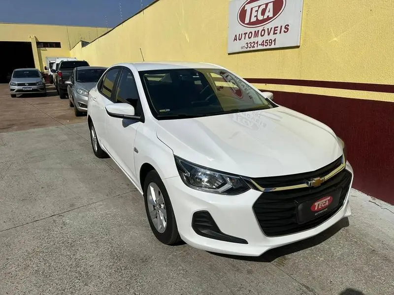 Chevrolet Onix Plus LT 1.0