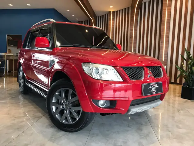 Carro Mitsubishi Pajero TR4 2013 2.0 16V 4x2 (Flex)