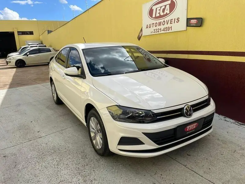 Volkswagen Virtus 1.6 MSI 16V (Flex)
