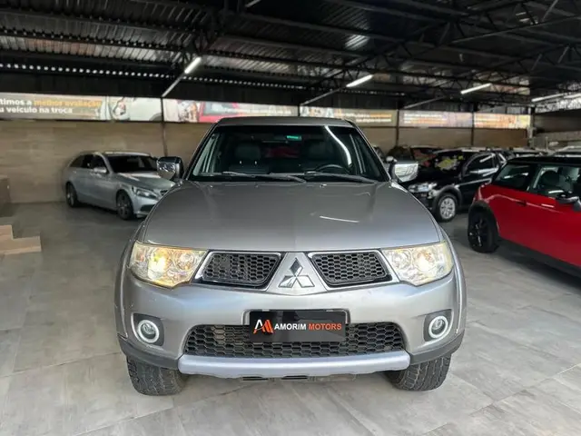 Carro Mitsubishi L200 Triton 2013 3.2 DI-D 4x4
