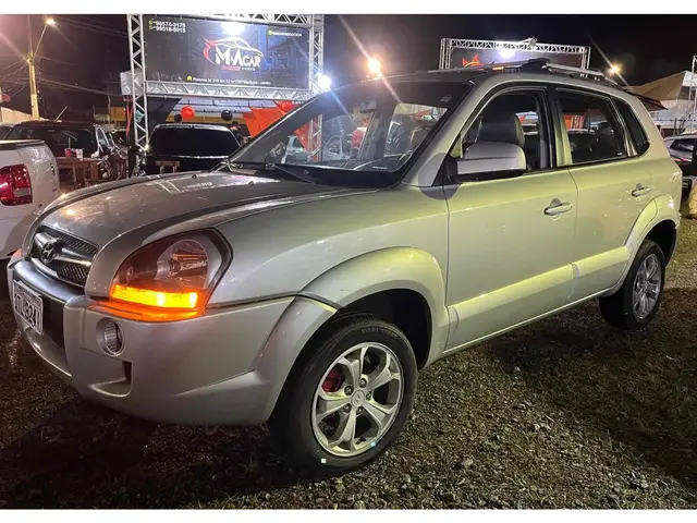 Carro Hyundai Tucson 2013 GL 2.0 16V