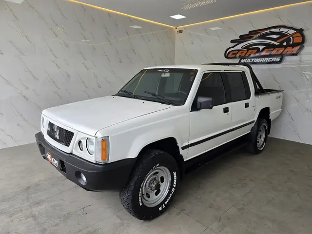 Carro Mitsubishi L200 2004 L 200 GL 4x4 2.5 Turbo (nova série) (cab. dupla)