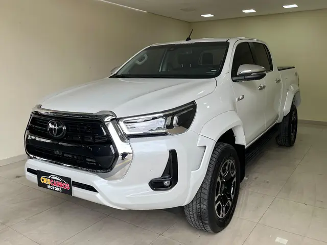 Carro Toyota Hilux Cabine Dupla 2024 SRX Plus 4x4 2.8 Diesel