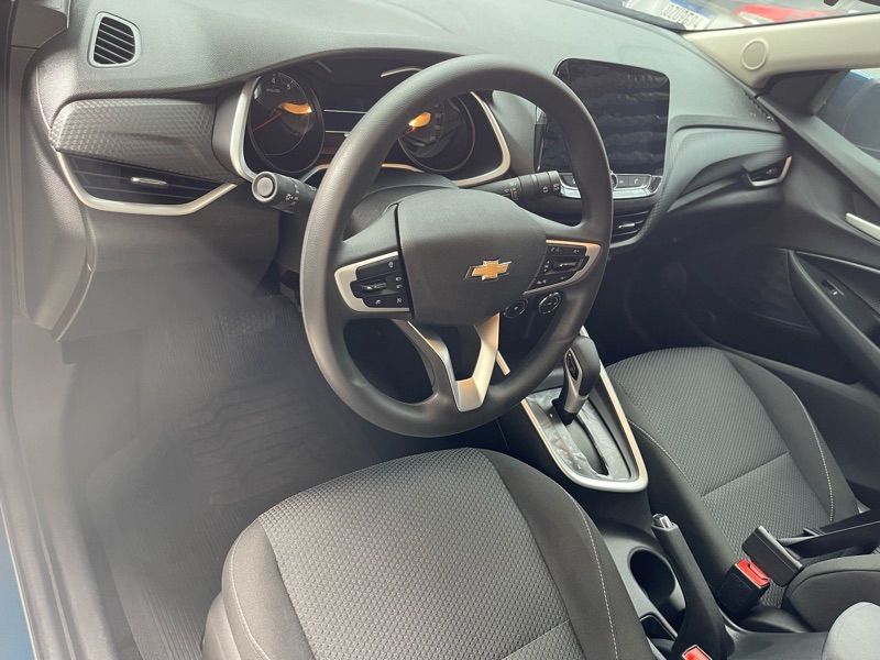 Chevrolet Onix Plus
