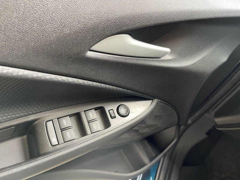 Chevrolet Onix Plus
