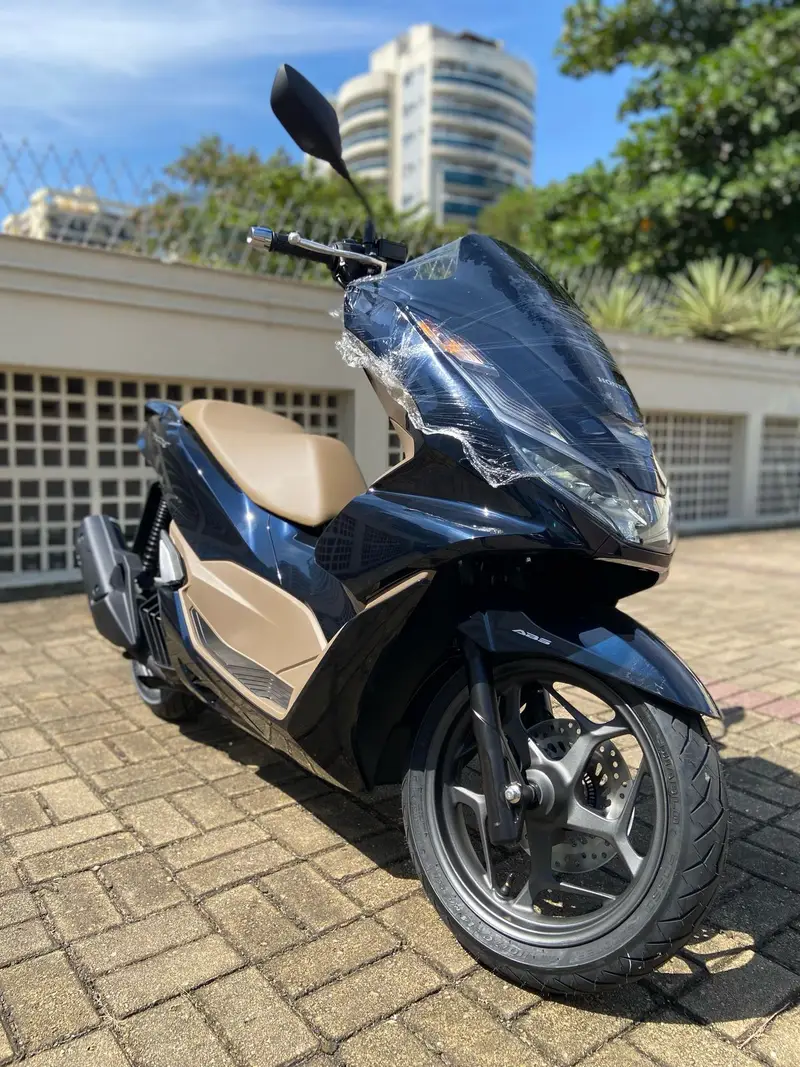 Honda PCX 160 DLX ABS