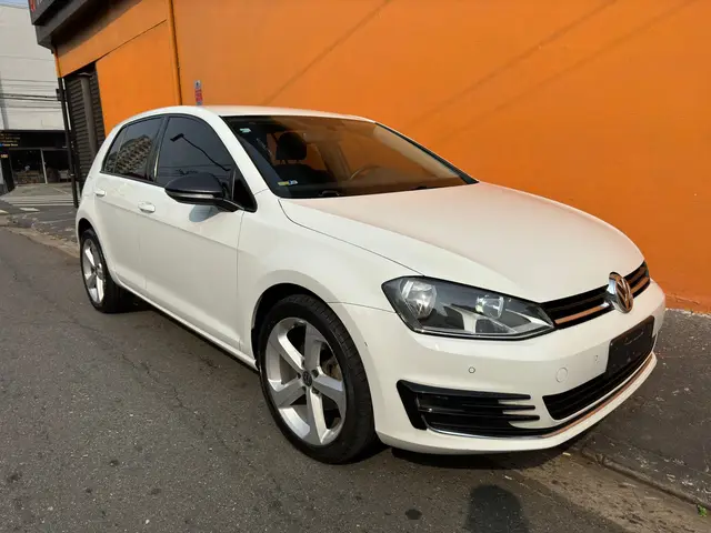 Carro Volkswagen Golf 2016 Highline 1.4 TSi (Flex)