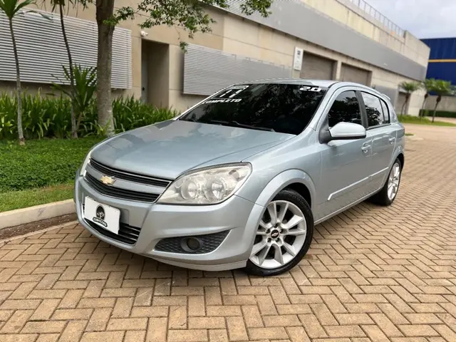 Carro Chevrolet Vectra GT 2011 2.0 8V (Flex)